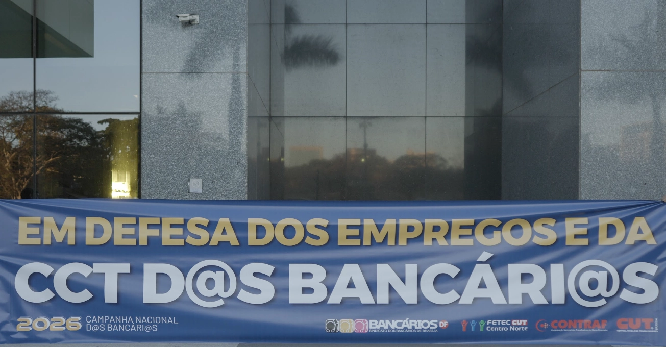 Paralisação nacional mostra força dos bancários e aumenta pressão sobre os bancos