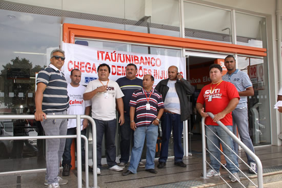 CEDOC-01062011_Paralisao_Ita_Ag.W3_Norte_-_fg.B-17.006_2