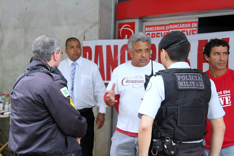 05102011-Greve_Bradesco_504_sul_-fotosGuina_59