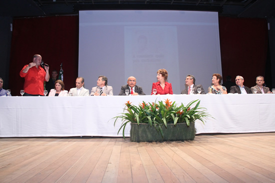 CEDOC-30092011_Jacy_Afonso_Recebe_Ttulo_Cidado_Honorrio_BSB_-_fg.G-03.018_174