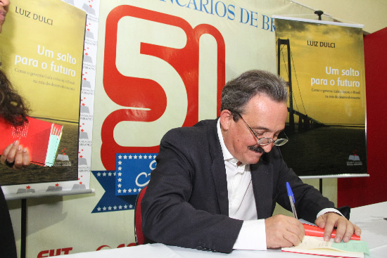 02042013-Livro -Um Salto para o Futuro-Luiz Dulci-fotosGuina 427